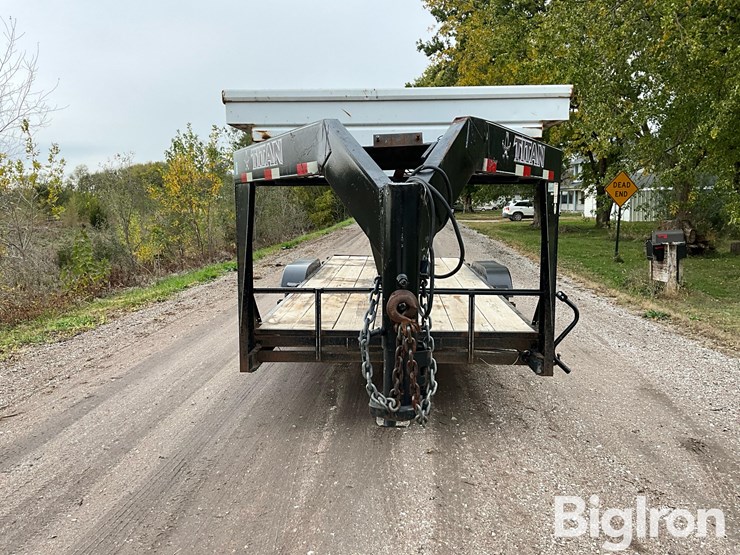 titan-trailer-image-2