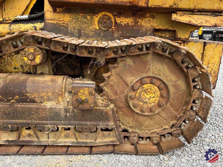 massey-ferguson-300-image-10