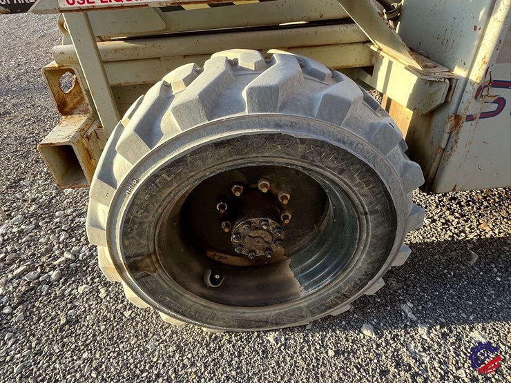 1999-skyjack-sj8841-/-41’-scissor-lift-image-6