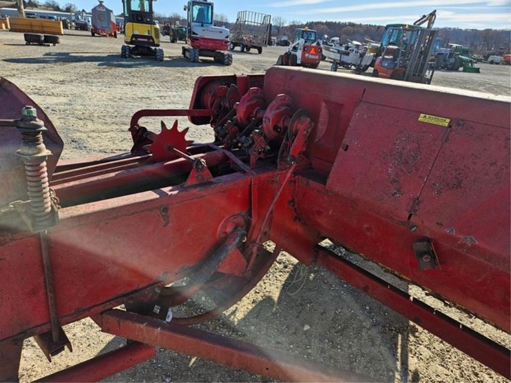 new-holland-68-image-20