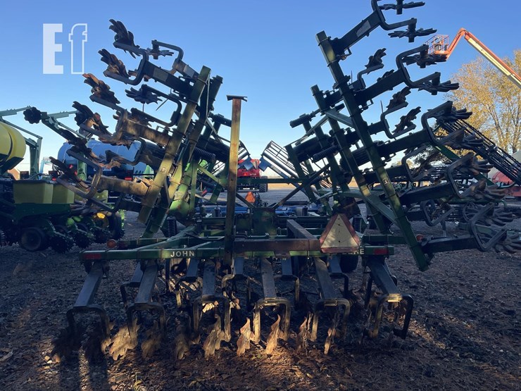 1993-john-deere-550-image-10