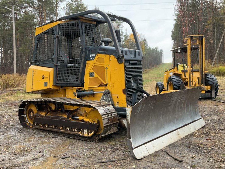 2016-deere-550k-lgp-image-7