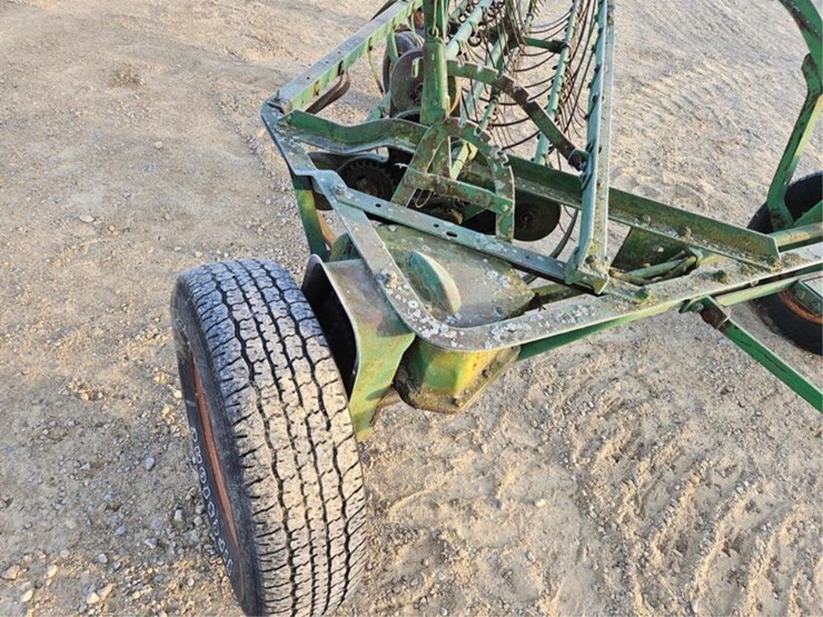 #3421-•-john-deere-pull-hay-rake,-ground-drive-image-16