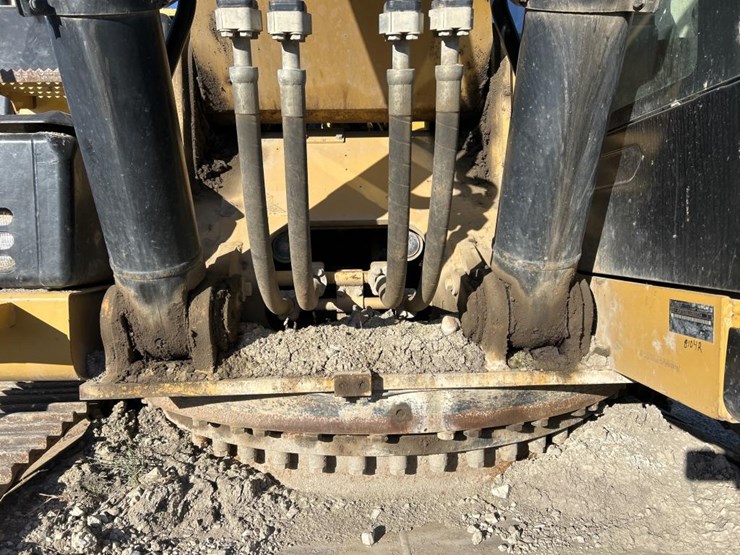 2014-caterpillar-336el-image-24