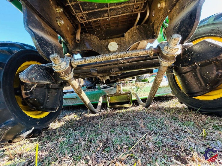 2016-john-deere-1025r-image-65