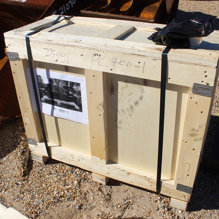 #3495 • SIDE TYPE HYDRAULIC BREAKER