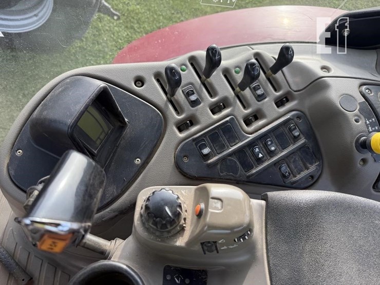 case-ih-puma-155-image-13