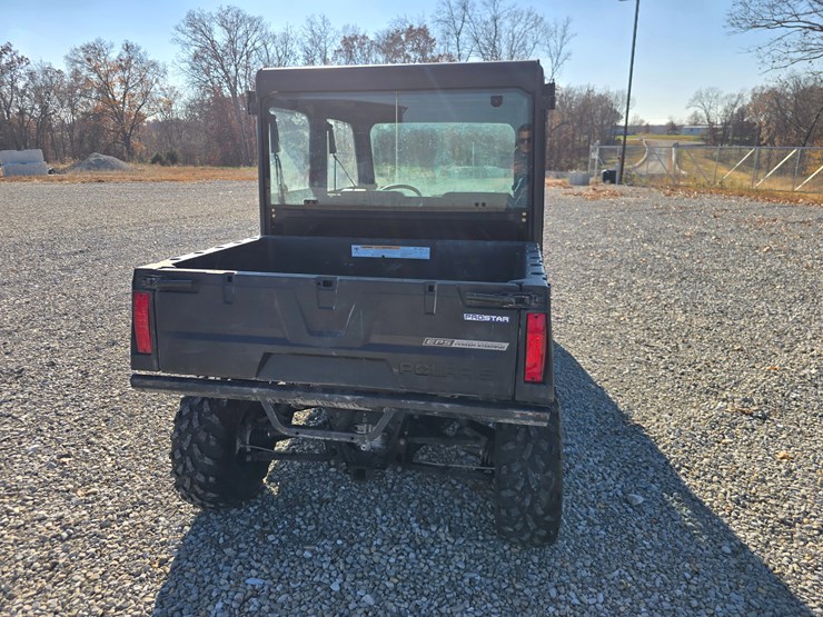 2015-polaris-ranger-crew-image-12