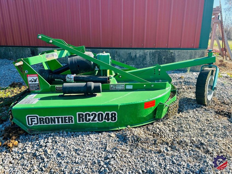 2016-john-deere-1025r-image-120