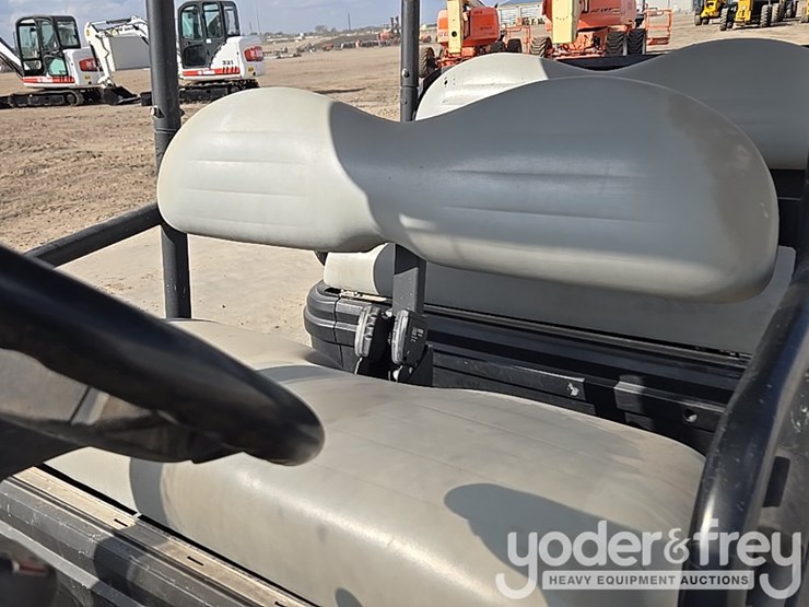 2020-club-car-carryall-1700-image-69