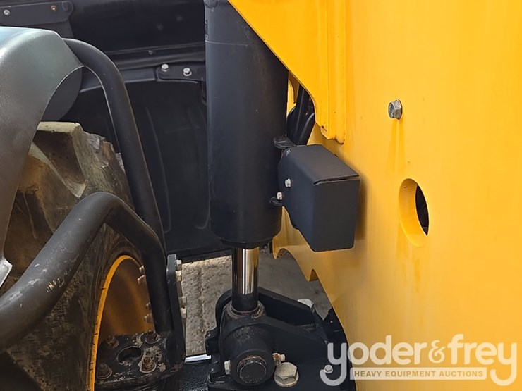 2017-jcb-510-56-image-59