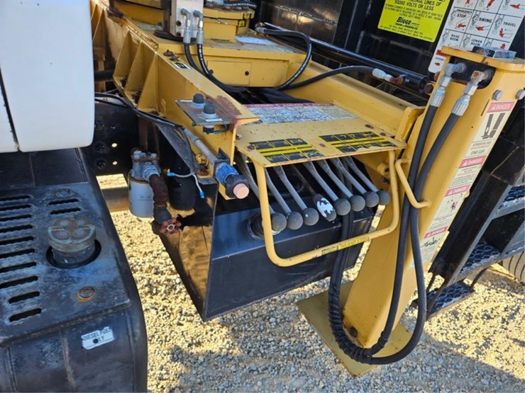 1997-imt-5200-image-17