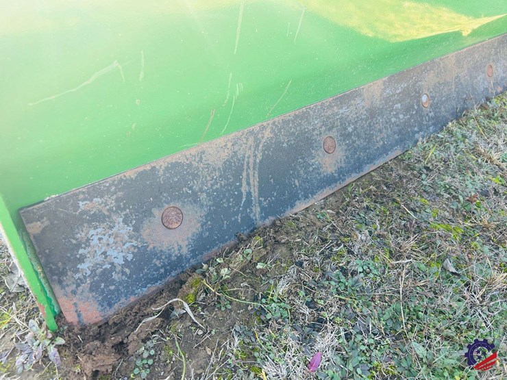 2016-john-deere-1025r-image-102