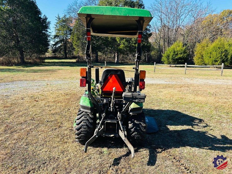 2016-john-deere-1025r-image-5