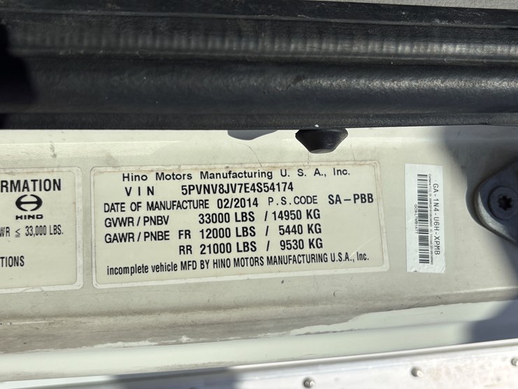 2014-axle-24ft-image-19