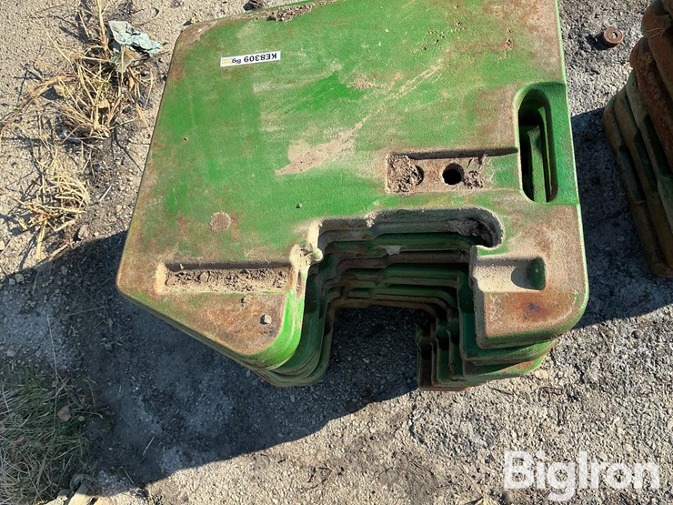 john-deere-100-image-3