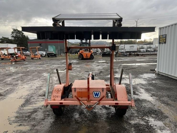 2004-wanco-towable-arrow-board-image-5