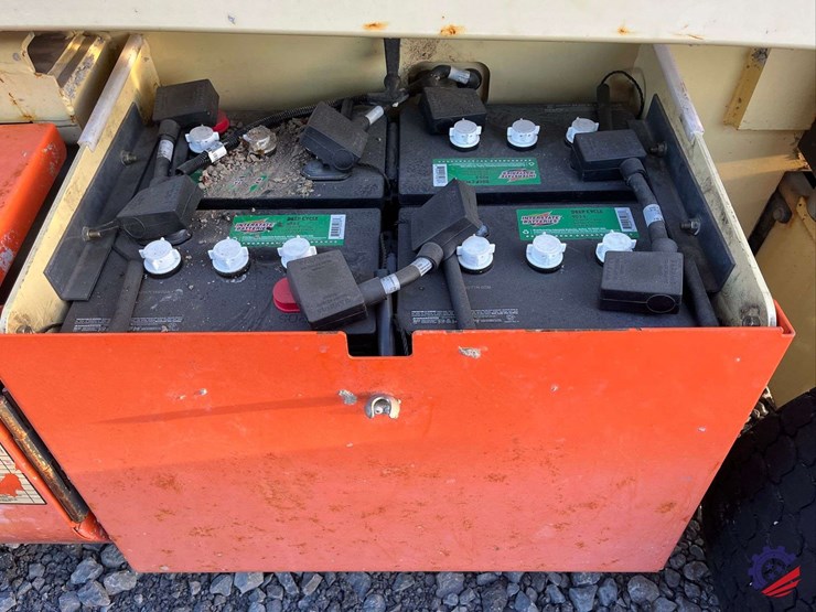 2021-jlg-4069le-image-30