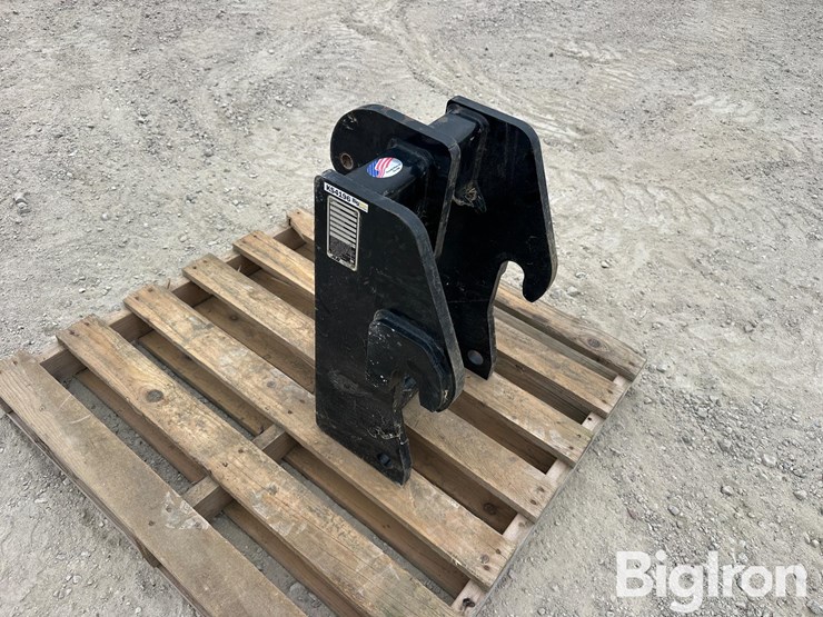 jlg-couple-mounted-15k-lbs-capacity-lifting-hook-image-1