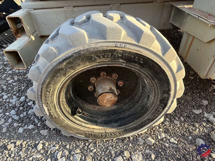 1999-skyjack-sj8841-/-41’-scissor-lift-image-8