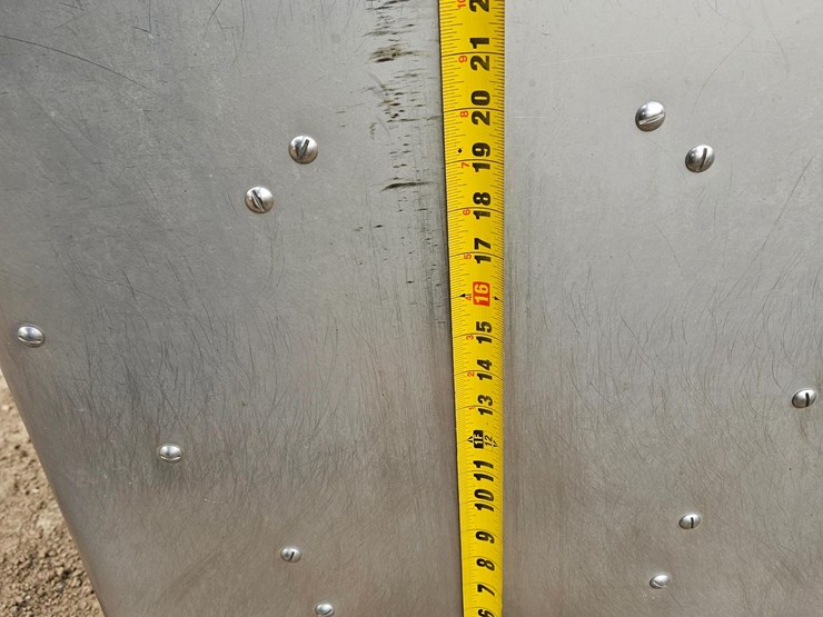 big-husky-stainless-steel-nursery-feeders-image-18