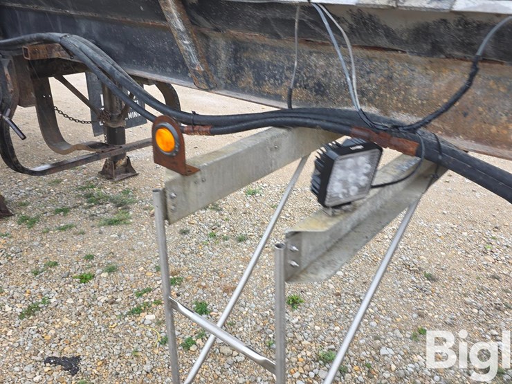 1985-walker-tanker-image-17