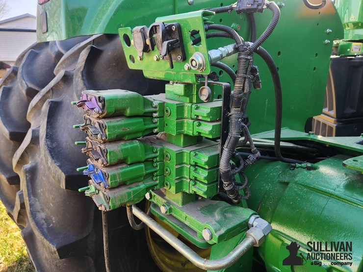 2013-john-deere-9460r-image-11