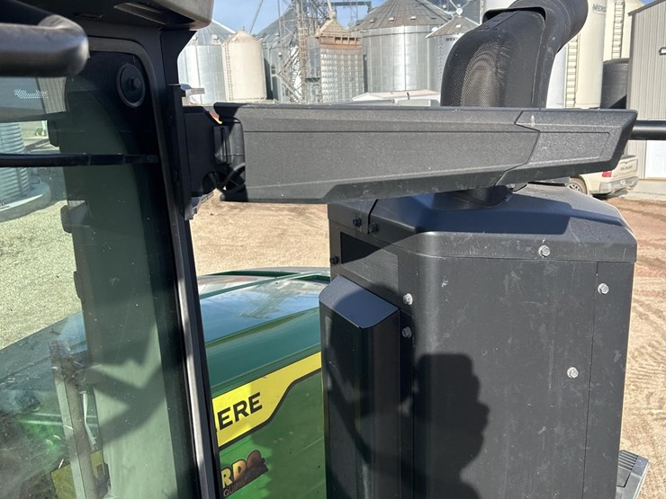 2023-john-deere-9rx-590-image-67