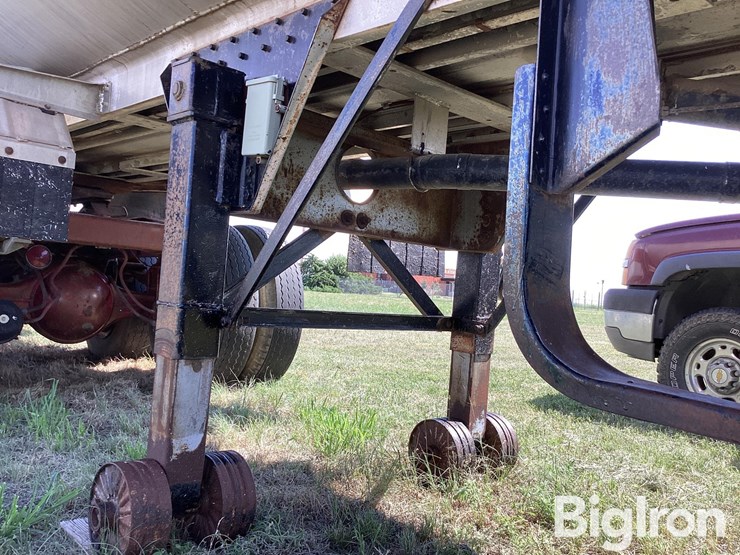 1969-trailmobile-trailer-image-11