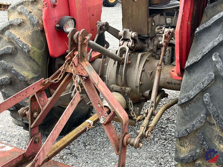 massey-ferguson-mf165-image-25