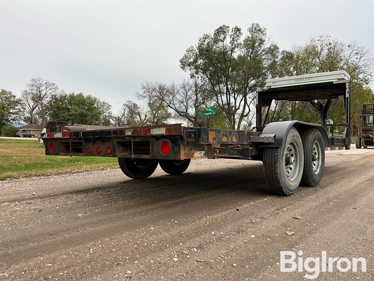 titan-trailer-image-5