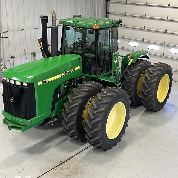1998 JOHN DEERE 9300