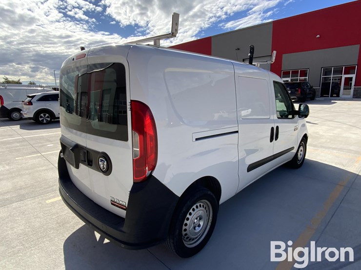 2017-ram-promaster-city-image-5