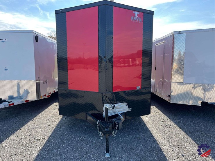 2025-anvil-20’-v-nose-t/a-enclosed-tag-trailer-image-9