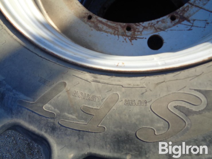 case-ih-trident-5550-image-17