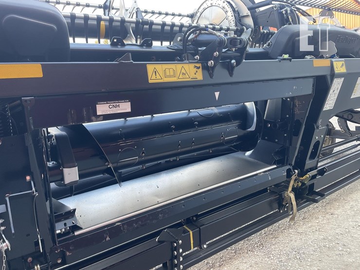 2024-case-ih-fd240-image-12