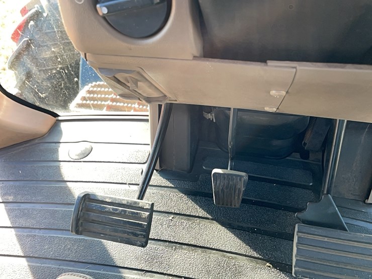 case-ih-275-image-54