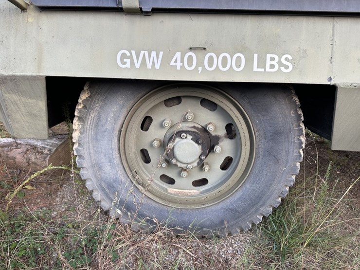 2118-ford-300-image-47