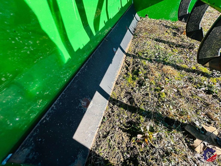 2016-john-deere-1025r-image-118