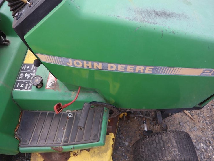 john-deere-260-image-15