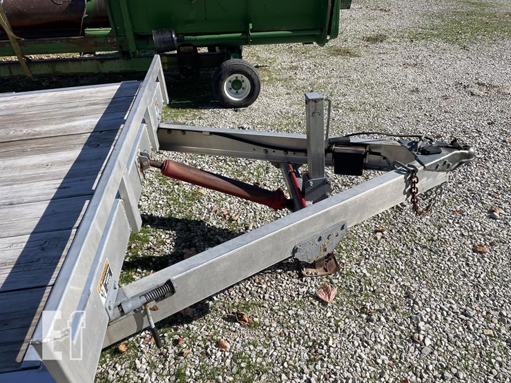 2010-h&h-trailers-18-ft-x-82-in-image-4