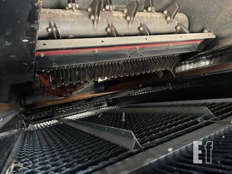 2024-case-ih-8250-image-23