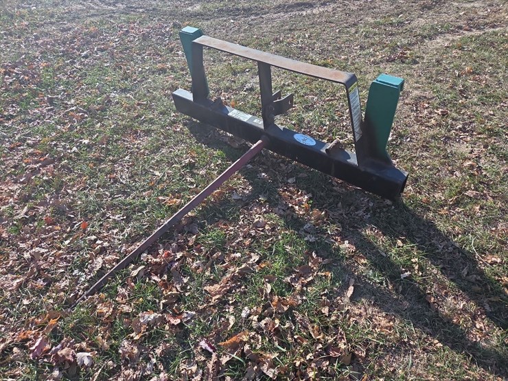 farm-star-round-bale-spear-w/-jd-hookup-image-1