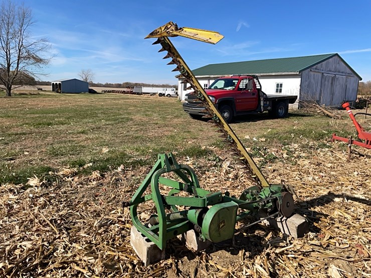 john-deere-350-image-12