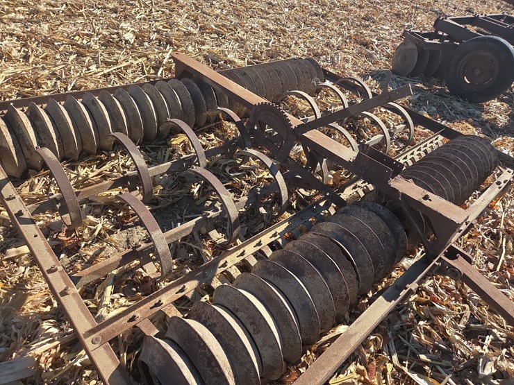 8'-dunham-cultimulcher-image-5