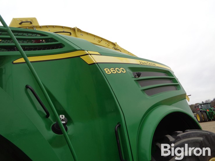 2015-john-deere-8600-image-15