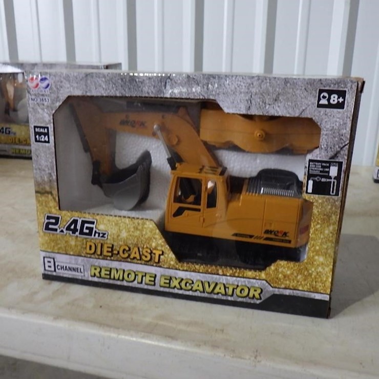 Remote Control Excavator Toy