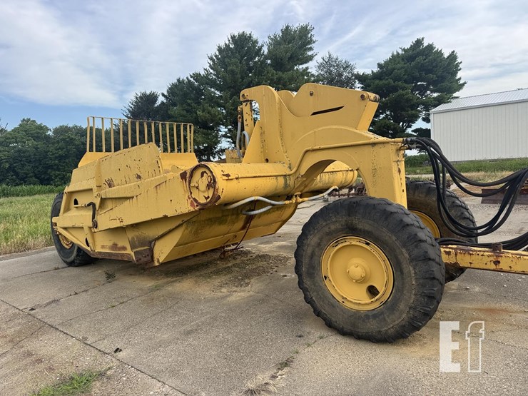 caterpillar-60-image-3