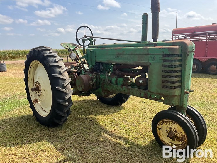 1946-john-deere-model-b-image-3