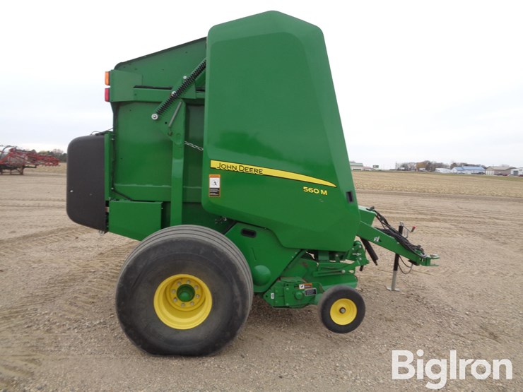 2021-john-deere-560m-image-18
